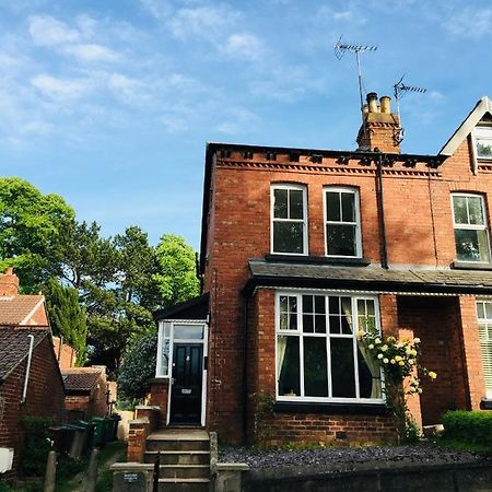 Victorian End-Of-Terrace, Boston Spa Exterior foto